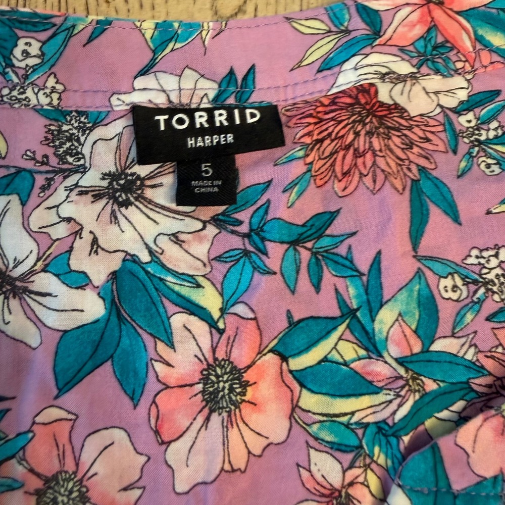Torrid Harper Purple Floral Georgette Pullover Blouse Top Size 5 5X - Picture 3 of 7